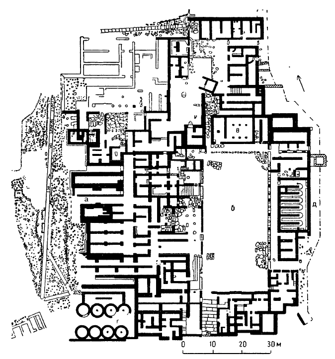 Маллиа. Дворец, начало II тысячелетия до н. э., восстановлен в XVI в. до н. э.: а — вход; б — центральный двор; в — гипостильный зал; г — цистерны; д — склады