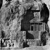Гробница в Накш-и-Рустеме. 5 в. до н. э.