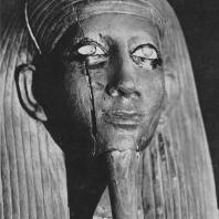 Фараон Хор, фрагмент деревянной статуи из Дашура. XIII династия. Египетский музей в Каире. Фото: Анджей Дзевановский
