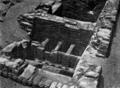 Саккара. Большая гробница I династии № 3500. Камеры в южной комнате склада