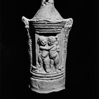 Терракотовый фонарь с изображением амуров. Римское время. Греко-римскии музей в Александрии