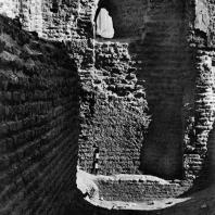 Александрия Египетская. Ком эль-Дикка. Римские термы. Замурованный вход в кальдарий. Вид с южной стороны. III—IV в.н.э.