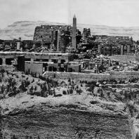 Карнак. Египет. Общий вид руин храма Амона с восточной стороны. Фотограф: Анджей Дзевановский